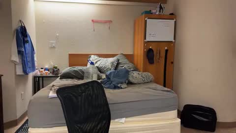 webslingxxxx online show from December 1, 11:18 pm