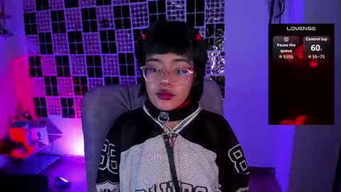 weed420moni online show from September 23, 6:51 am