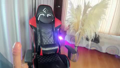 Alexa I love to make a Mess in public and do Crazy on pvt online show from February 13, 3:15 pm