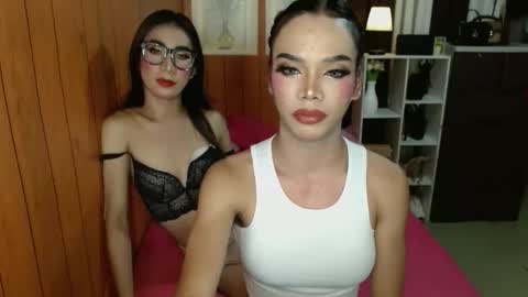 ellissesmith online show from November 10, 3:15 pm