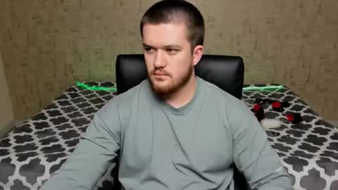 well_boy_ online show from April 5, 6:16 pm