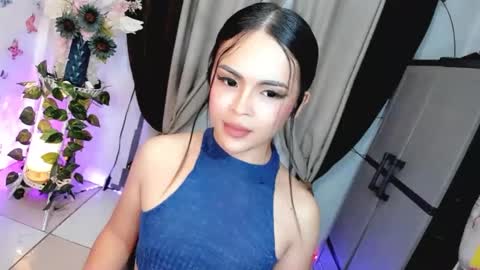 Hi Im LOVIE Please dont forget to follow and thumbs up me online show from May 24, 6:47 pm