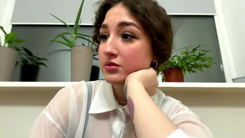 Anna online show from March 24, 4:35 pm