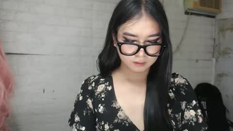 Snapshot of weremeanttobe chatting on October 15, 2:15 am andrew online show from October 15, 2:15 am