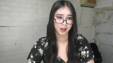 Snapshot of weremeanttobe chatting on September 25, 5:09 pm andrew online show from September 25, 5:09 pm