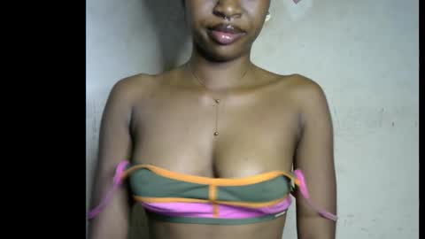 Bella online show from January 6, 8:24 pm