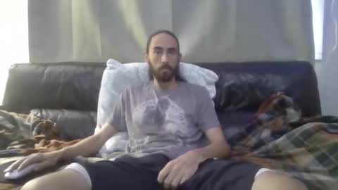 Whaler84 online show from December 18, 1:06 pm