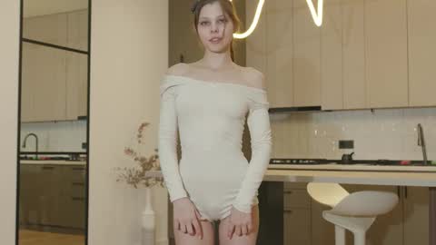 Naomi online show from February 4, 2:26 am