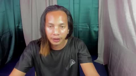 whispering_ering online show from February 22, 8:29 am