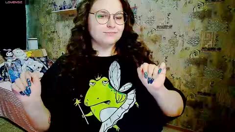 whisperinthedarkk online show from September 10, 3:18 am