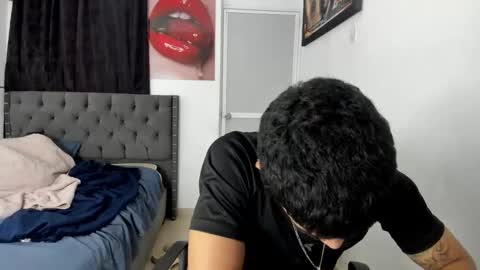 white online show from April 1, 5:08 am