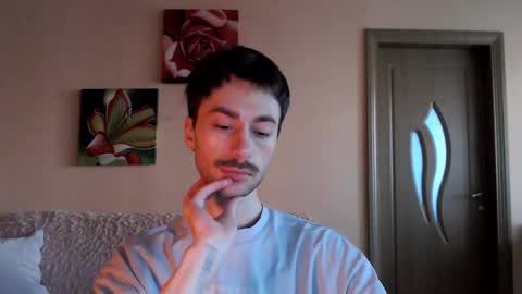 Tom online show from December 15, 11:50 am