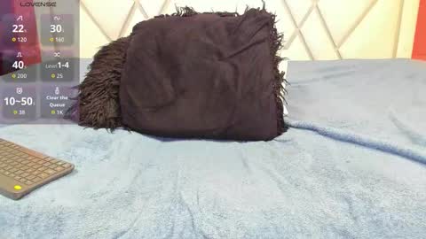 Dylan white online show from September 16, 7:06 pm