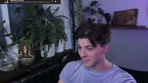 Snapshot of whiteegrimm chatting on September 29, 8:41 pm Gus online show from September 29, 8:41 pm