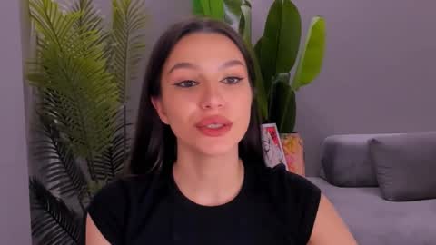 whoislulu online show from February 15, 6:33 pm