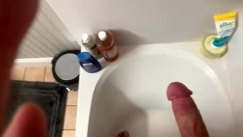 whtddywnts online show from March 20, 1:54 am