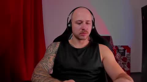 VI online show from November 13, 6:43 pm