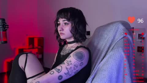 iggy iggz online show from December 6, 10:35 pm