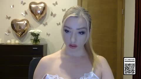 Alina online show from May 5, 6:35 pm