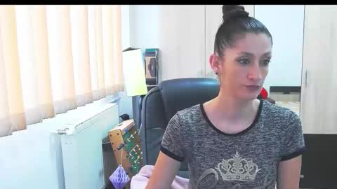 Bea online show from February 10, 1:14 pm