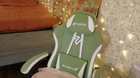 Daisy online show from March 16, 5:21 am