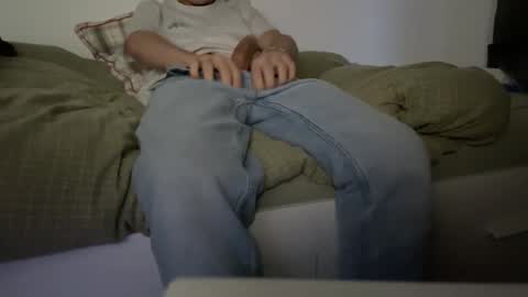 wilddesire18 online show from December 22, 4:03 pm