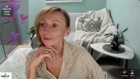 Helen online show from May 24, 7:04 am