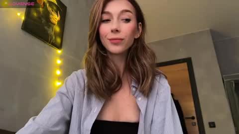 wildsable_ online show from February 22, 10:29 am