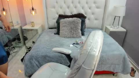 wild online show from March 3, 3:46 am