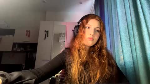 Alice online show from February 3, 1:37 pm