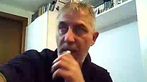 Willfire71 online show from December 4, 9:01 am