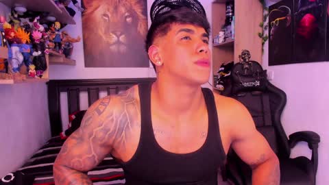 Snapshot of william_dracko9 chatting on December 4, 4:48 am Dracko online show from December 4, 4:48 am