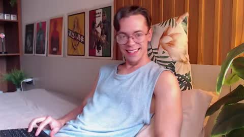 William online show from March 9, 8:52 am