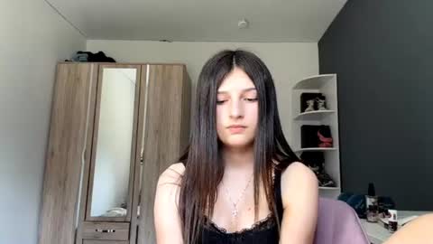 Mari online show from July 13, 1:26 pm