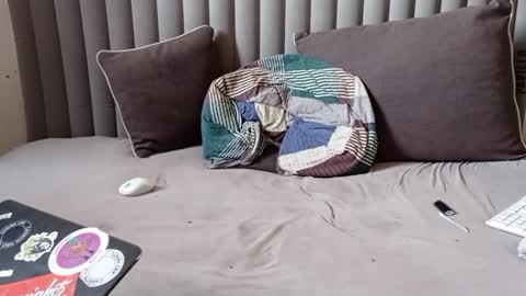 Call me Babe online show from November 13, 9:34 am