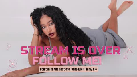 Snapshot of willow_hendrix chatting on February 18, 5:20 pm Ms Willow online show from February 18, 5:20 pm