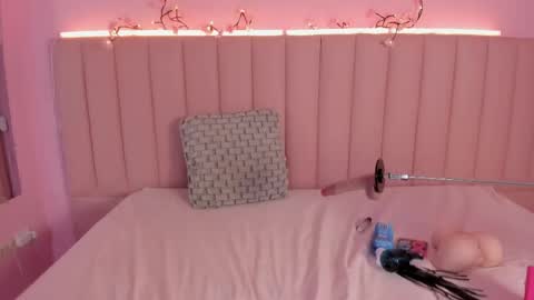 willturneer online show from April 11, 7:45 am