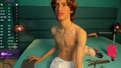 willturneer online show from April 15, 4:38 am