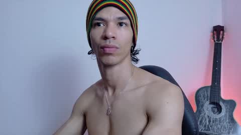 willy_veins online show from May 5, 9:48 am