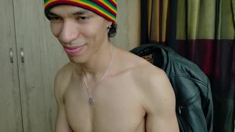 willy_veins online show from March 4, 9:34 pm