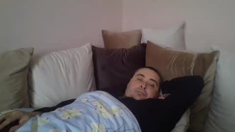 winston1982q online show from April 2, 12:23 pm