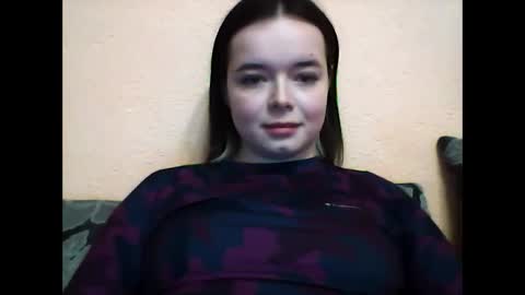 Snapshot of winter__white_rose chatting on January 28, 2:21 pm Emma online show from January 28, 2:21 pm