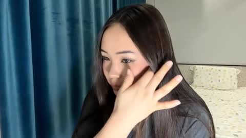 Amina online show from January 14, 2:14 pm