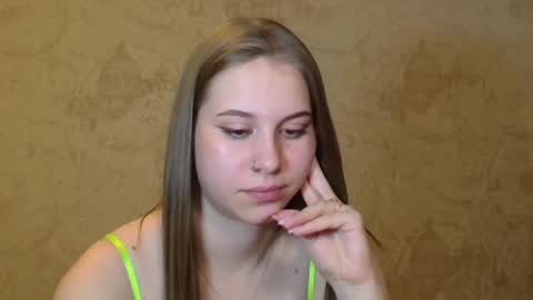 wira_witch online show from January 6, 5:59 pm