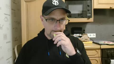 Dirty online show from September 22, 5:17 pm