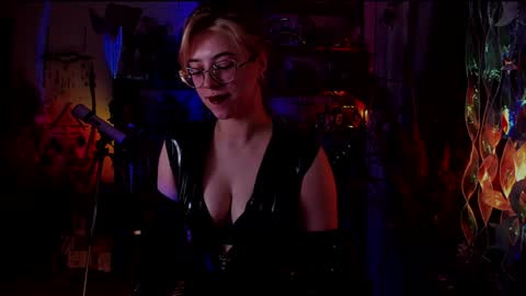 Goddess of two strapons  - Mr. long Don Mr. Pinky online show from December 4, 8:23 pm