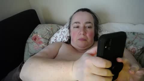 Annie online show from February 26, 10:36 pm