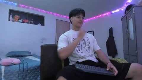 Ken online show from April 7, 6:37 am