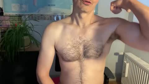 Snapshot of wladsexy88 chatting on October 12, 7:01 am Wladsexy88 online show from October 12, 7:01 am