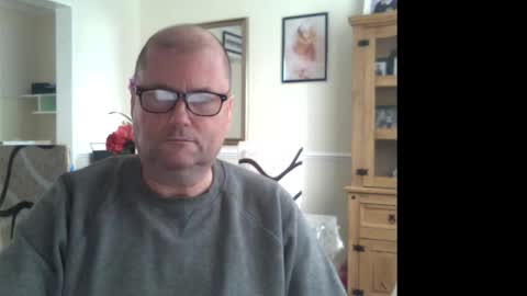 wobble444 online show from October 1, 9:52 am